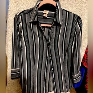 Casual blouse black and white striped quarter length sleeve.